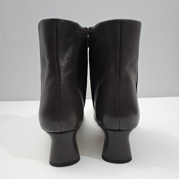 Vince Fitz Ankle Bootie Size 9.5 Truffle Brown Leather Pointed Toe Block Heel - Picture 8 of 14